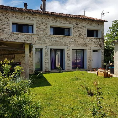 La Cabirotte Acomodação com café da manhã Nanclars Exterior foto